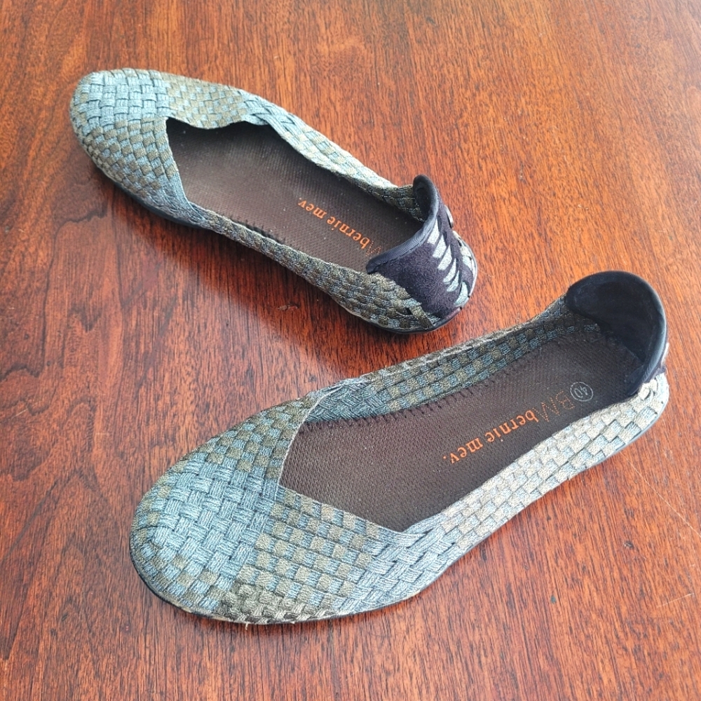 Bernie Mev. Women's Catwalk Ballet Flats Size 40